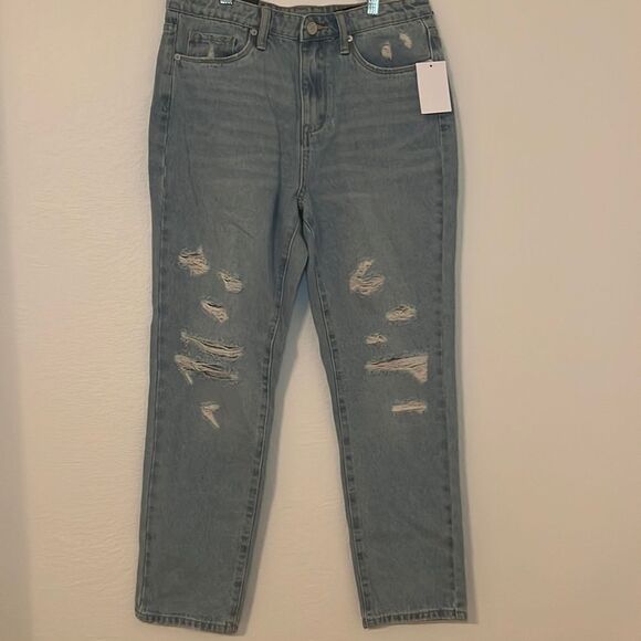 NWT - BlankNYC  Madison Crop High Rise Distressed Jeans - Picture 1 of 7